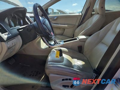 Zdjęcie 7 z 11 samochodu: 2014 VOLVO XC60 3.2 VIN:YV4940DZ3E2523011 - miniatura