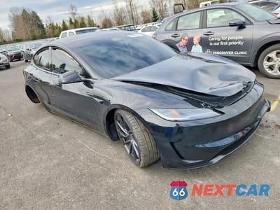 Czwarte zdjęcie samochodu z boku: 2026 TESLA MODEL 3 VIN:5YJ3E1ET5TF143491 - miniatura