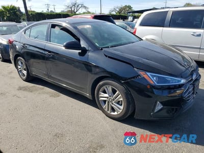 Czwarte zdjęcie samochodu z boku: 2020 HYUNDAI ELANTRA VALUE EDITION VIN:KMHD84LF3LU021239 - miniatura