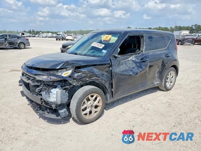2020 KIA SOUL S KNDJ23AU9L7713671 - główne zdjęcie licytacji z USA - miniatura