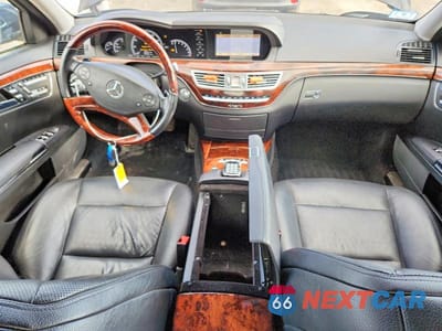 Zdjęcie 8 z 11 samochodu: 2013 MERCEDES-BENZ S 550 4MATIC VIN:WDDNG9EB4DA500619 - miniatura