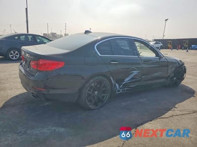 Trzecie zdjęcie samochodu z tyłu: 2017 BMW 540 I VIN:WBAJE5C36HG915704 - miniatura