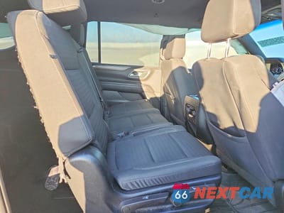 Zdjęcie 11 z 12 samochodu: 2023 CHEVROLET SUBURBAN K1500 LS VIN:1GNSKBKD0PR210450 - miniatura