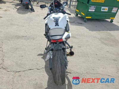 Czwarte zdjęcie samochodu z boku: 2023 SUZUKI GSX-R600 VIN:JS1GN7FA4P7100901 - miniatura