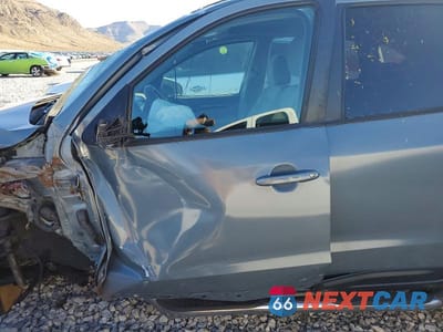 Zdjęcie 7 z 12 samochodu: 2007 HYUNDAI SANTA FE SE VIN:5NMSH13E47H033012 - miniatura