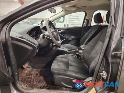 Zdjęcie 7 z 12 samochodu: 2017 FORD FOCUS SE VIN:1FADP3K24HL311217 - miniatura