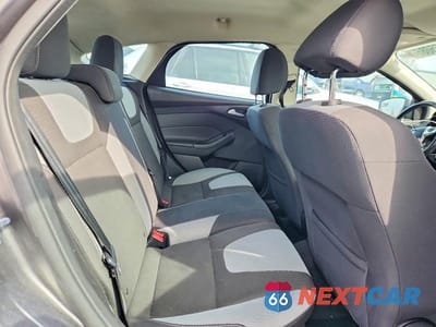 Zdjęcie 10 z 11 samochodu: 2014 FORD FOCUS SE VIN:1FADP3K20EL290409 - miniatura