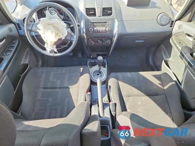 Zdjęcie 8 z 12 samochodu: 2010 SUZUKI SX4 VIN:JS2YB5A3XA6300829 - miniatura