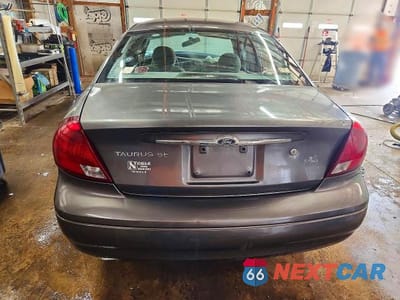 Zdjęcie 6 z 12 samochodu: 2003 FORD TAURUS SE VIN:1FAFP53U03A256385 - miniatura