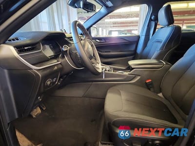 Zdjęcie 7 z 13 samochodu: 2024 JEEP GRAND CHEROKEE LAREDO VIN:1C4RJHAG0RC263017 - miniatura