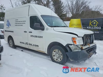 Czwarte zdjęcie samochodu z boku: 2018 NISSAN NV 2500 HD SV VIN:1N6BF0LY0JN801974 - miniatura