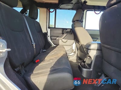 Zdjęcie 11 z 12 samochodu: 2016 JEEP WRANGLER UNLIMITED SPORT VIN:1C4BJWDG1GL139708 - miniatura