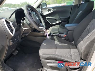 Zdjęcie 7 z 12 samochodu: 2020 KIA SOUL LX VIN:KNDJ23AU5L7098729 - miniatura