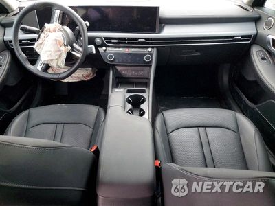 Zdjęcie 8 z 13 samochodu: 2025 HYUNDAI SONATA HYBRID LIMITED VIN:KMHL54JJ6SA106345 - miniatura