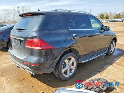 Trzecie zdjęcie samochodu z tyłu: 2018 MERCEDES-BENZ GLE 350 4MATIC VIN:4JGDA5HB4JB124436 - miniatura