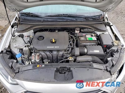 Zdjęcie 11 z 12 samochodu: 2018 HYUNDAI ELANTRA SE VIN:KMHD74LFXJU586023 - miniatura