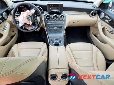 Zdjęcie 8 z 11 samochodu: 2016 MERCEDES-BENZ C 300 VIN:55SWF4JB9GU148903 - miniatura