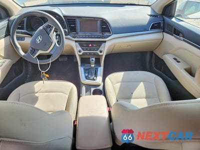 Zdjęcie 8 z 11 samochodu: 2017 HYUNDAI ELANTRA SE VIN:5NPD84LF4HH023989 - miniatura