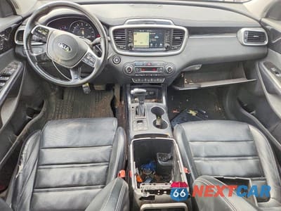 Zdjęcie 8 z 13 samochodu: 2019 KIA SORENTO SX V6 VIN:5XYPKDA59KG506787 - miniatura