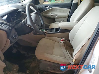 Zdjęcie 7 z 13 samochodu: 2017 FORD ESCAPE SE VIN:1FMCU9G96HUA23082 - miniatura