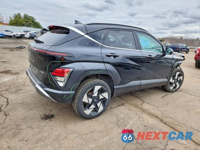 Trzecie zdjęcie samochodu z tyłu: 2024 HYUNDAI KONA LIMITED VIN:KM8HECA33RU115479 - miniatura
