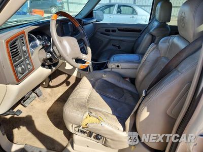 Zdjęcie 7 z 12 samochodu: 2002 CADILLAC ESCALADE EXT VIN:3GYEK63N52G280369 - miniatura