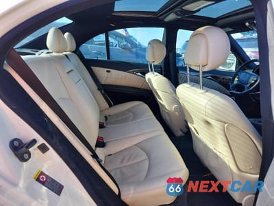Zdjęcie 10 z 13 samochodu: 2008 MERCEDES-BENZ E 350 4MATIC VIN:WDBUF87X18B259970 - miniatura