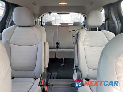 Zdjęcie 10 z 12 samochodu: 2025 TOYOTA SIENNA LE 8-PASSENGER VIN:5TDKRKECXSS226706 - miniatura