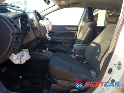 Zdjęcie 7 z 15 samochodu: 2015 MITSUBISHI OUTLANDER SPORT ES VIN:4A4AR3AU1FE030092 - miniatura