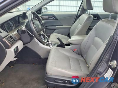 Zdjęcie 7 z 12 samochodu: 2017 HONDA ACCORD EXL VIN:1HGCR2F85HA199372 - miniatura