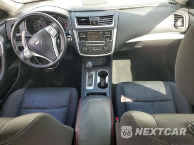 Zdjęcie 8 z 13 samochodu: 2016 NISSAN ALTIMA 2.5 SR VIN:1N4AL3AP4GC174032 - miniatura