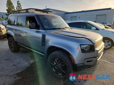 Czwarte zdjęcie samochodu z boku: 2021 LAND ROVER DEFENDER 110 X-DYNAMIC SE VIN:SALE27RU2M2040338 - miniatura