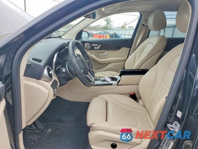 Zdjęcie 7 z 12 samochodu: 2021 MERCEDES-BENZ GLC 300 4MATIC VIN:W1N0G8EBXMF992924 - miniatura