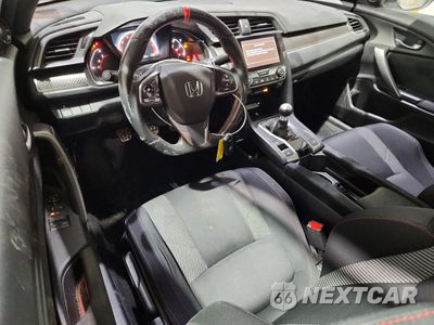 Zdjęcie 8 z 12 samochodu: 2017 HONDA CIVIC SI VIN:2HGFC3A50HH753159 - miniatura
