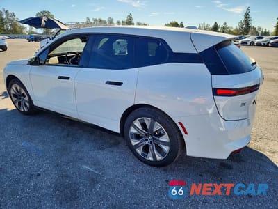 Drugie zdjęcie samochodu z przodu: 2026 BMW IX XDRIVE45 VIN:WB543CF04TCV02588 - miniatura