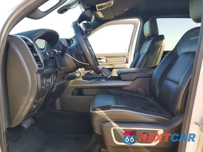 Zdjęcie 7 z 13 samochodu: 2020 RAM 1500 LARAMIE VIN:1C6SRFJT3LN374756 - miniatura