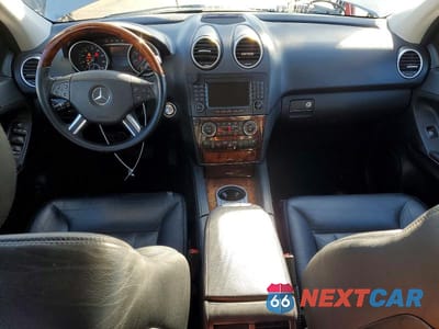 Zdjęcie 8 z 14 samochodu: 2006 MERCEDES-BENZ ML 500 VIN:4JGBB75E76A005680 - miniatura