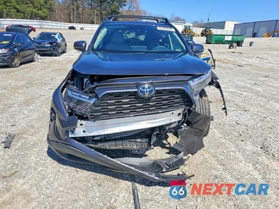 Piąte zdjęcie samochodu w środku: 2024 TOYOTA RAV4 XLE PREMIUM VIN:2T3C1RFV6RC290059 - miniatura