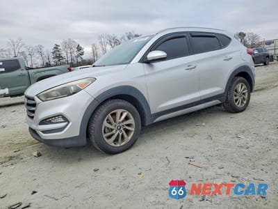 2017 HYUNDAI TUCSON SE PLUS KM8J33A49HU374590 - główne zdjęcie licytacji z USA - miniatura
