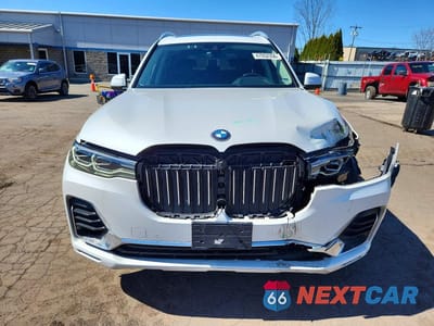 Piąte zdjęcie samochodu w środku: 2020 BMW X7 XDRIVE40I VIN:5UXCW2C00L9C18279 - miniatura