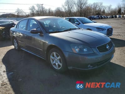 Czwarte zdjęcie samochodu z boku: 2005 NISSAN ALTIMA 2.5 VIN:1N4AL11D25C336912 - miniatura