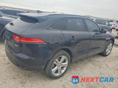Trzecie zdjęcie samochodu z tyłu: 2017 JAGUAR F-PACE PREMIUM VIN:SADCJ2BN9HA086983 - miniatura