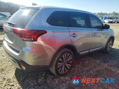 Trzecie zdjęcie samochodu z tyłu: 2019 MITSUBISHI OUTLANDER ES VIN:JA4AD2A39KZ009009 - miniatura