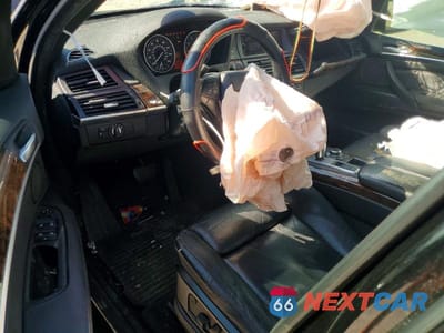 Zdjęcie 8 z 13 samochodu: 2013 BMW X5 XDRIVE35I VIN:5UXZV4C57D0E11572 - miniatura