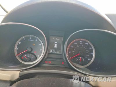 Zdjęcie 9 z 13 samochodu: 2015 HYUNDAI SANTA FE SPORT 2.4L VIN:5XYZU3LB2FG267234 - miniatura