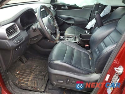 Zdjęcie 7 z 12 samochodu: 2019 KIA SORENTO EX V6 VIN:5XYPH4A50KG568397 - miniatura