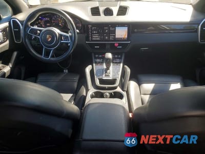 Zdjęcie 8 z 12 samochodu: 2019 PORSCHE CAYENNE VIN:WP1AA2AY4KDA06508 - miniatura
