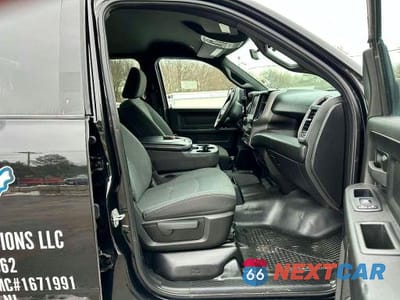 Zdjęcie 6 z 10 samochodu: 2022 RAM 3500 VIN:3C7WRTCL6NG277362 - miniatura