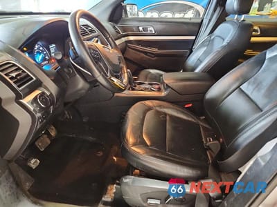 Zdjęcie 7 z 12 samochodu: 2017 FORD EXPLORER XLT VIN:1FM5K8D87HGC26873 - miniatura