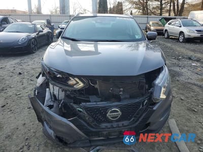 Piąte zdjęcie samochodu w środku: 2021 NISSAN ROGUE SPORT SV VIN:JN1BJ1BW7MW420700 - miniatura